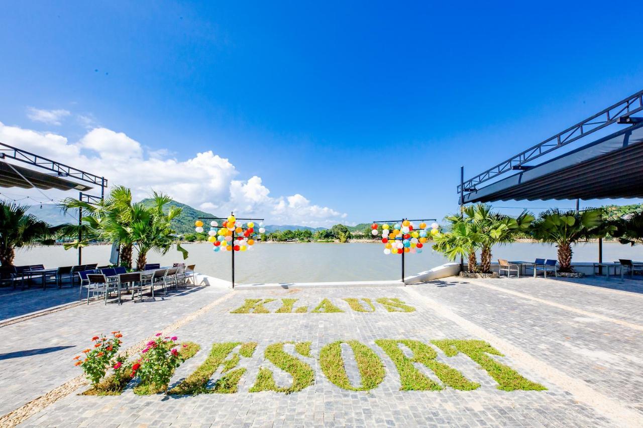 Oyo 426 Klaus Resort Нячанг Экстерьер фото