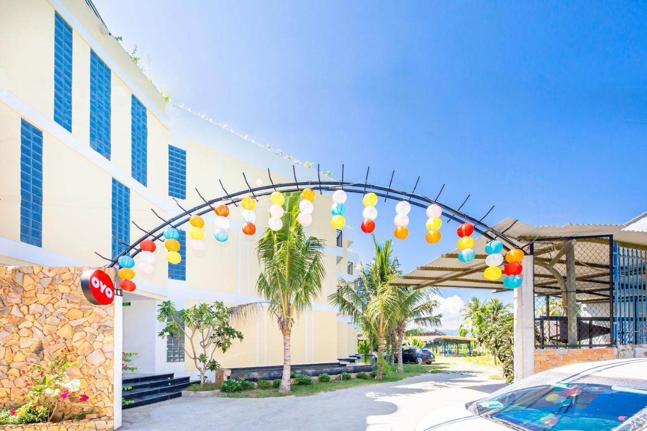 Oyo 426 Klaus Resort Нячанг Экстерьер фото