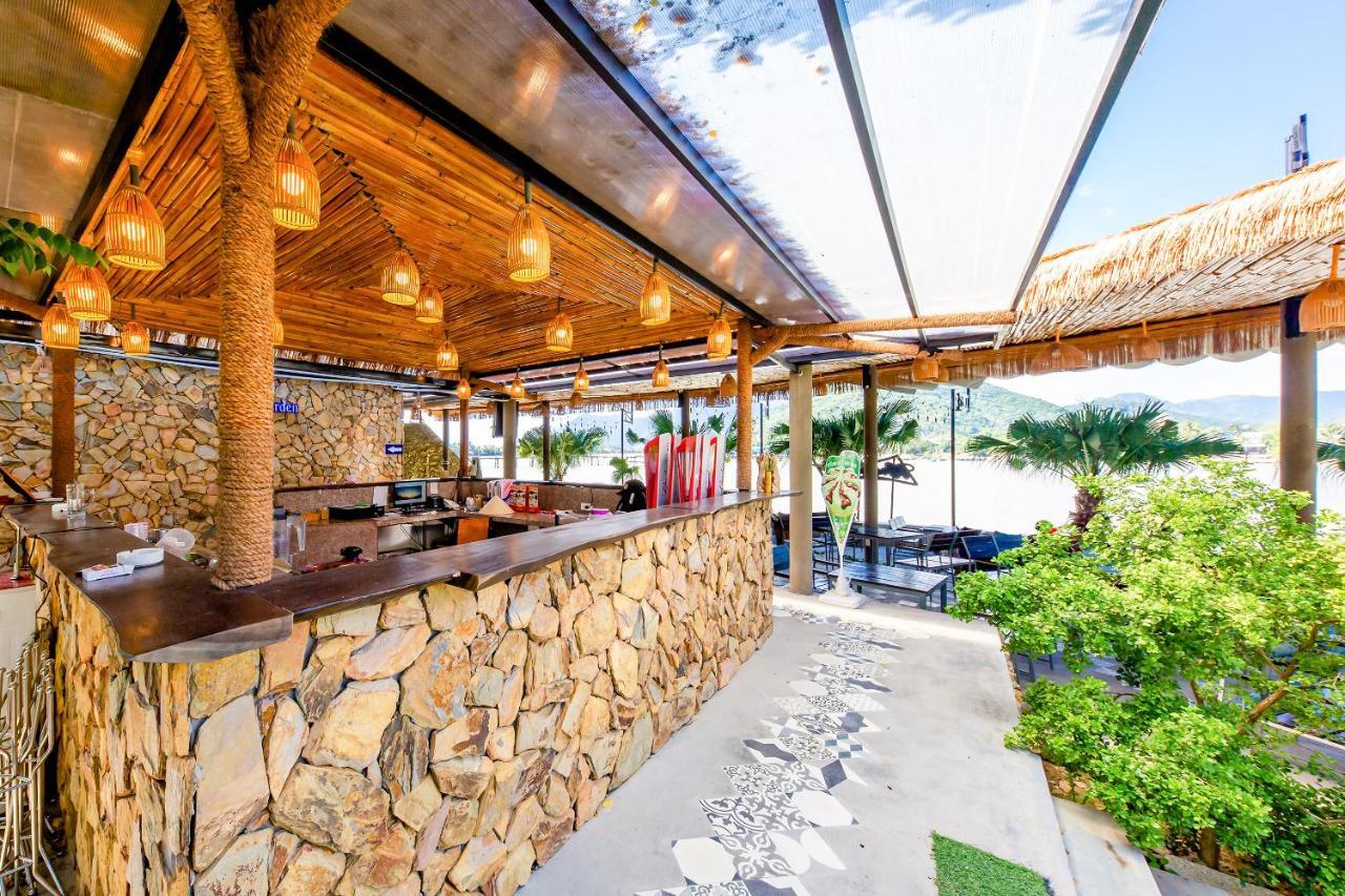 Oyo 426 Klaus Resort Нячанг Экстерьер фото